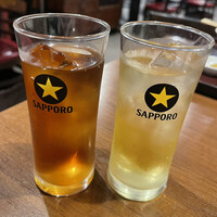 過門香歩高里 六本木店 - 黒烏龍茶とリンゴジュース