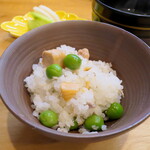 季節料理 あまね - サクラマスの香りが素晴らしい。旨みの詰まったハラスの部分と、パリッと焼き上げた皮の部分を活かした一品