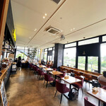 Light Cafe Riverside Garden - 