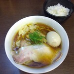 とものもと - 醤油らーめん(1,000円)
            味玉(150円)ワンタン(200円)
            小ごはん(100円)