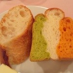マルコポーロ - 自家製パン