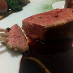 ロオジエ - 愛知県産　恵鴨のロティ　もも肉のコンフィ