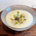 Remede nikaho - 新玉葱　新じゃが　蕪