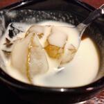 Nachuru - コンソメジュレと冷たいコーンスープ