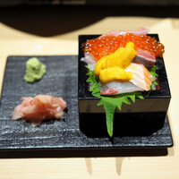 和食 いぶり別邸 新橋店 - うにといくらのミニ海鮮丼