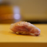 鮨駒 - イシダイ