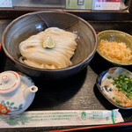 本格手打うどん あらた - 