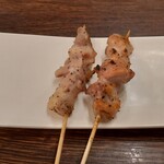 Yuugoku Yakitori Sakaba - 鶏もも90円×2本