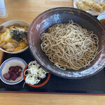 Uesuto - 炭火焼き鳥親子丼盛り蕎麦3玉セットとごぼう天