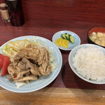 園春 - しょうが焼き定食