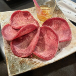 Horumon Yakiniku Ishidai - 