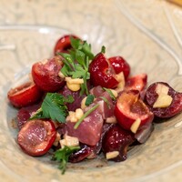 La Stalla - 2023.5 瀬戸内産アメリカンチェリー 福島浪江町柴栄水産鰹 オリーブオイル 塩 松の実 ゼンゼロ