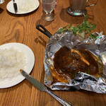 キャピタル東洋亭 - 百年洋食ハンバーグステーキ