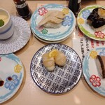 Kokomo - にぎり寿司各種と茶碗蒸し