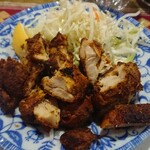 ネイチャータンドール - シュクワ。鶏肉を細かめにカットしたカレー味。この日唯一食べたカレー風味料理