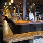 やさい串巻き なるとや - 店内