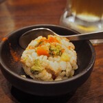 やさい串巻き なるとや - 付き出し（もち麦のサラダ）