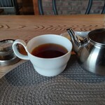 茶室 雨ト音 - 注ぎました♪