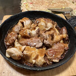 舞留土 - ホルモンミックス焼き…600円