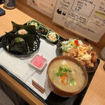 おにぎりのさんかく山 - 