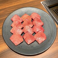 焼肉ホルモン 新井屋 にかい - 特選厚切りタン塩