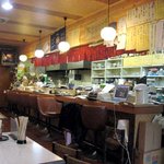 Hanamasa Shokudou - 街中とは思えない田舎風の落ち着いた店内