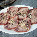 萩之茶屋鶴一 - 上塩タン１０００円