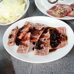 萩之茶屋鶴一 - カルビ