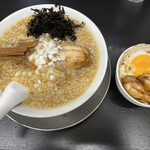 燕三条らーめん潤 - 【平日限定】昼･夜セット（中華そば&チャーシューエッグ丼）¥1050