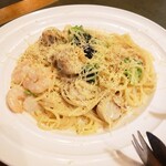 Pittsu Ria - 海老と帆立のレモンクリームパスタ　1408円