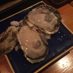 納屋～Cucina creativa～ - やっぱり生牡蠣