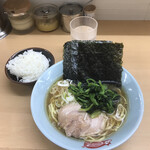 横浜ラーメン 町田家 - 