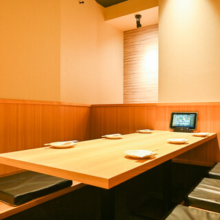 设计师亲手设计的成熟空间。根据客人的需求准备了座位。