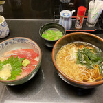 旬彩 かがみ - かんぱち まぐろづけ丼 温そばセット