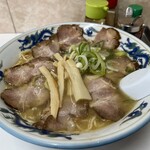 ぺーぱん - 料理写真:塩チャーシュー麺