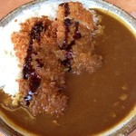 CoCo壱番屋 - あと二日で日本をはなれるのでうなぎかラーメンを食いたかったが、子供のリクエストで急遽カレー。
おーだは手仕込みチキンカツカレー。