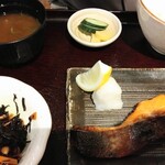 シンヨコ商店 - 焼き魚定食1000円（税込）