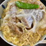 そば処 しなの - 0.7人前位の「ミニかつ丼」付き