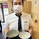 立ち喰いそば屋 天勇 - 隣の方完食