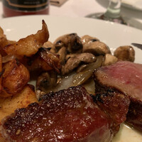 Empire Steak House Roppongi - 「プライム ポーターハウス ステーキ（2名様用）」＋「ジャーマンポテト」＋「マッシュルームのソテー」