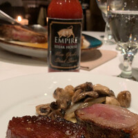 Empire Steak House Roppongi - 「プライム ポーターハウス ステーキ（2名様用）」＋「マッシュルームのソテー」
