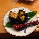小判寿司 - 2.殻付きウニ
