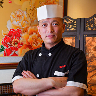 Authentic Chinese Cuisine prepared by a chef who has trained for many years in the home ☆
