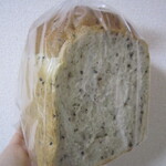 ブーランジェリー メゾン ユキ - ごま食パン