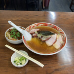 支那ソバ かづ屋 - 