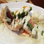 キッチン ブルー グローブ - 残りのタカサゴ、右下は野菜かと思いましたが、タカサゴが隠れていました