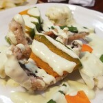 キッチン ブルー グローブ - タカシゴフリットと蒸し野菜　後ろ側から、ソースがキレイすぎて、食べるのが勿体ない！？、見ているだけで感激しました。