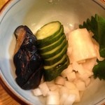 鳥元 - 漬物盛り合わせ