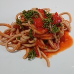 ウシマル - フルーツトマトと花山椒 地粉PASTA