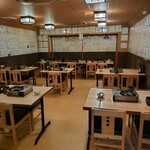 博多味処 すきやき・水たき いろは - 内観